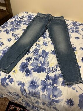 Lucky Brand Women's Medium Indigo Skinny Jeans
